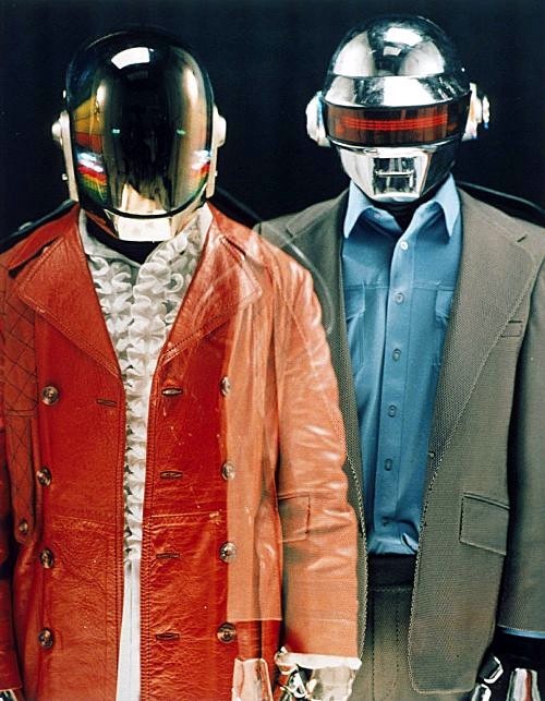 cylee77:  Daft Punk, very Disco
