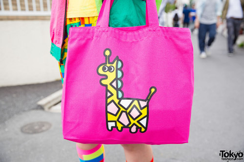 Sasakure wearing a colorful decora look on the street in Harajuku with items from 6%DOKIDOKI, Daiso,