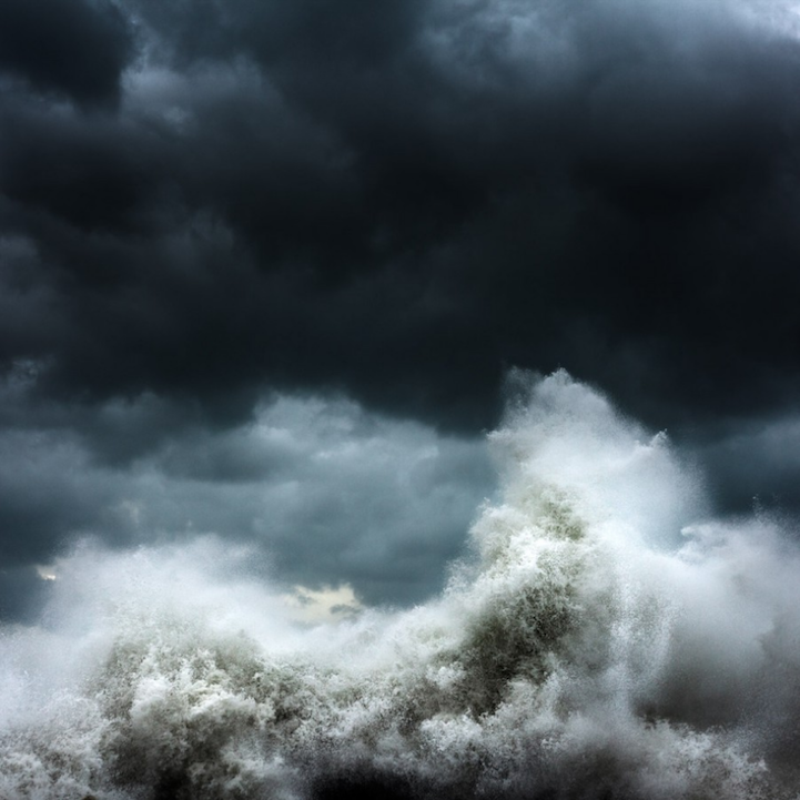 lohrien:Alessandro Puccinelli - IntersectionsIn essence, ” Intersections” is