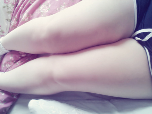 littleprincesschloe:  old but cute 