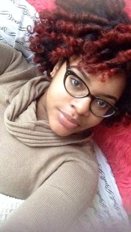 horseknucklemeat:  Had to bring the curls out for the blackout🌀🌀