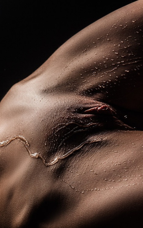 Porn photo clairviewlad:  michavh:  Wet and Dripping…