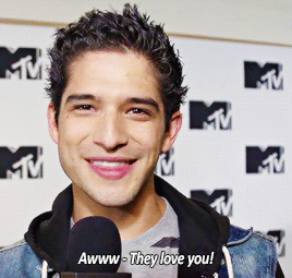 sterek:  celebrities read sweet tweets