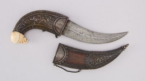 art-of-swords:Jambiya Dagger with SheathDated: 19th centuryCulture: IndianMedium: steel, silver, woo