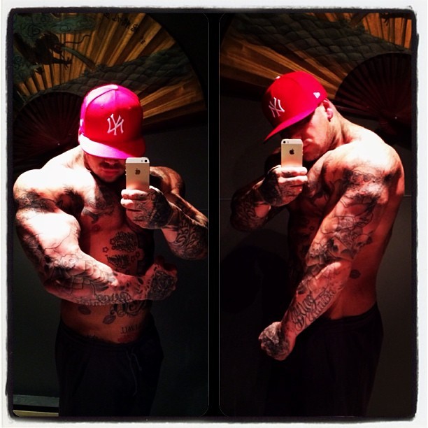 bigjoetex:  Here’s Michael another one of those good looking, overly tattooed muscled-up
