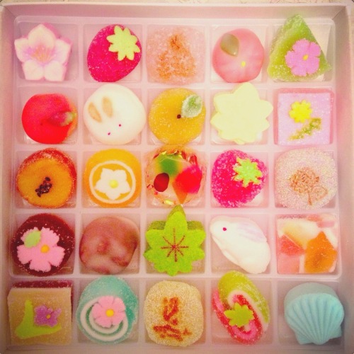 bitmapdreams: Kyoto Sweets. All the boxes so far. (March, April, May, August, October, November) You