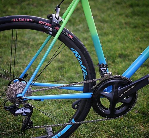 fatchancebikes: These @rolfprima Ares 3 wheels look great on this AquaFade Slim Chance. ift.t
