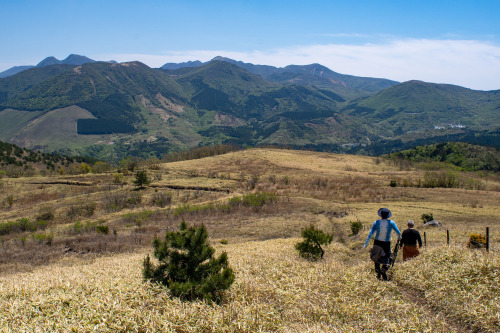 大分県九重への旅　その９涌蓋山へ。。。下山後、風呂に直行し、ビールを注ぎ込んだことは言うまでもありません。