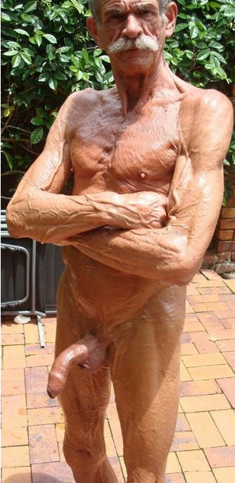 arquivosecreto01:(via SrNudist_5190.jpg in gallery Mature and Senior Male Nudist #5 (Picture 103) up