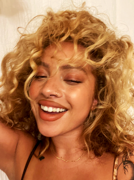 @KianaLede: I Got Everything I Need