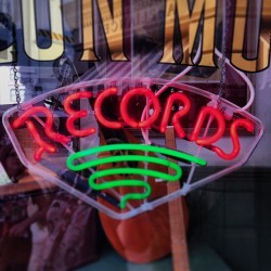 vinylfy:  Awesome neon sign, we need it <3