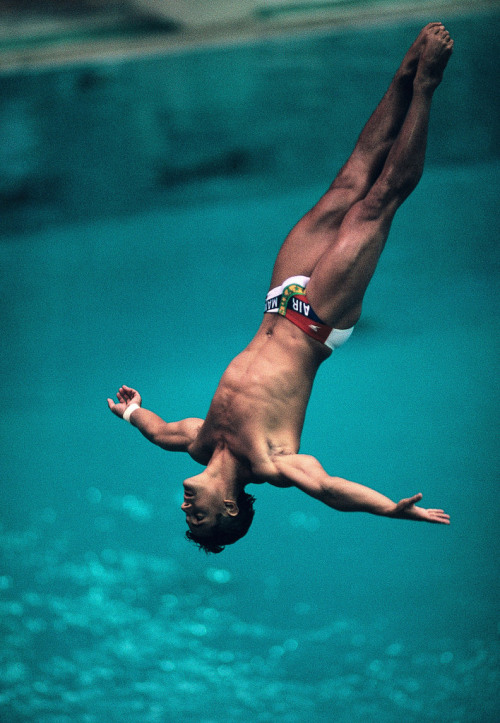 ideatico:Before Tom Daley, Greg Louganis Was the Gay Olympic Diver of Our Dreams [Photos]