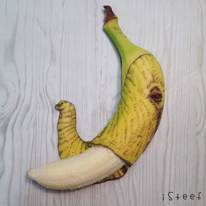 lecometecomete:reincarnatedx:lustt-and-luxury:  boredpanda:Artist Transforms Bananas