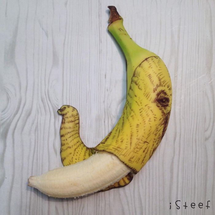 tastefullyoffensive:  Banana Art by Stephan BruscheRelated: Coffee Monsters by Stefan