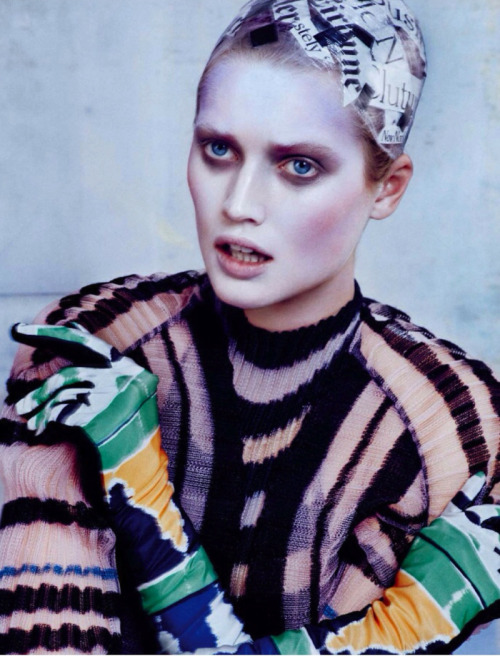  Toni Garrn By Txema Yeste For Numéro China #34 November 2013 https://www.facebook.com/media/set/?se