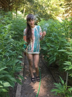 dankgirl420:coogi in da garden you’re so fucking adorable