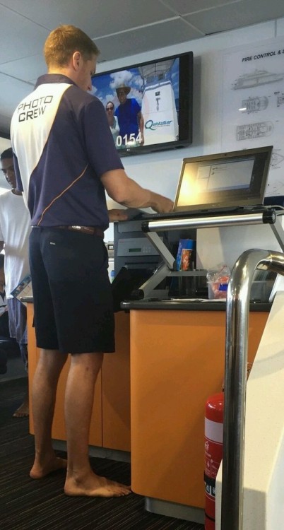 gayfootblog: barefootladblog: Imagine working with these hot barefoot men! I would really like to :-) it would be the ideal job. The soles of the man in the top pic :-P  amazing… 