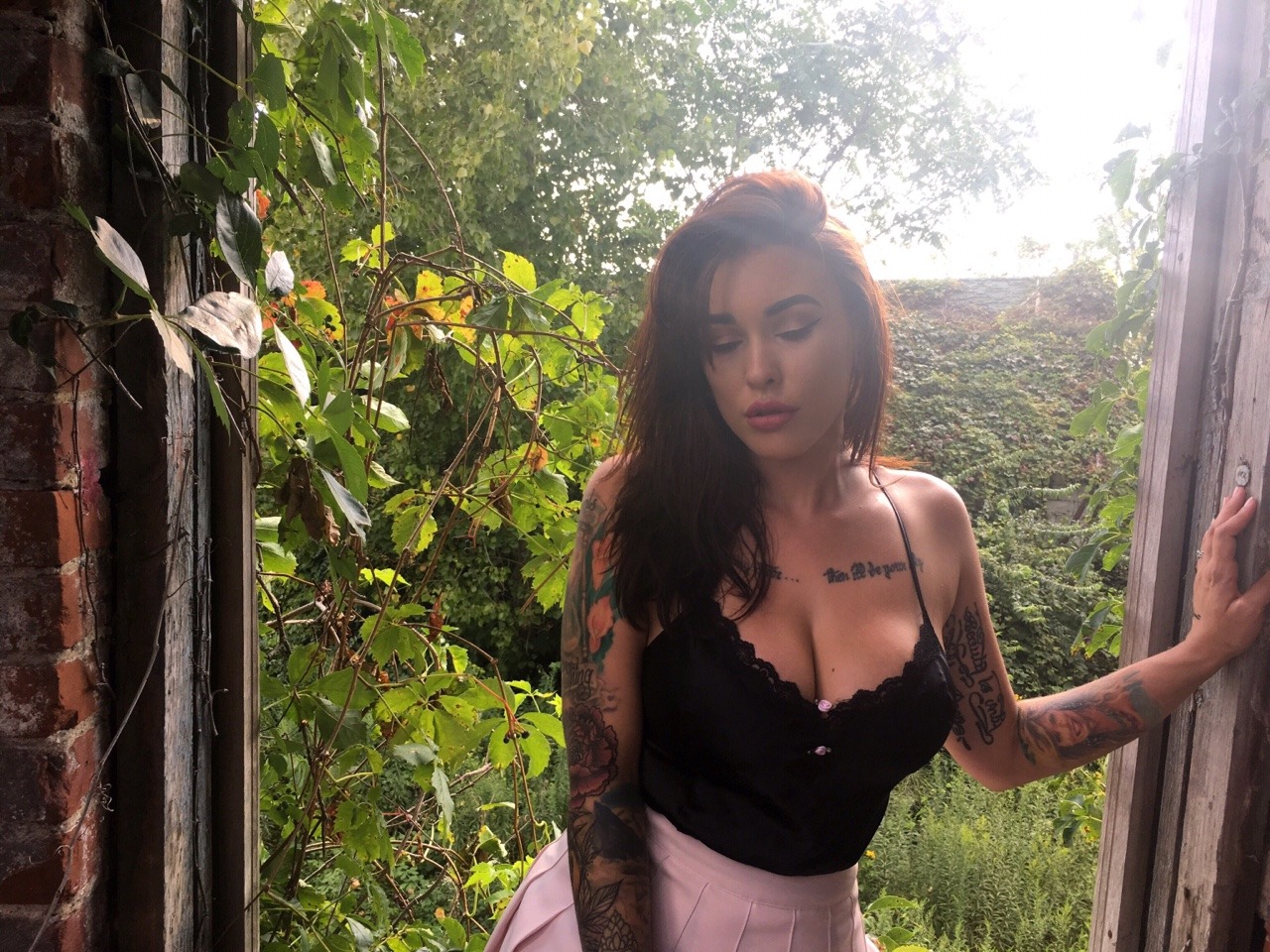 dreamy-babydoll:  There’s no difference between heaven and hell when you’re with