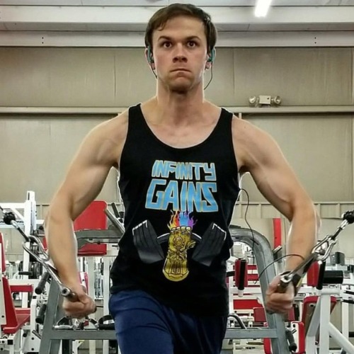 flexcomics: @musclesuitnotneeded is working on his Infinity Gains! Grab your Tank, Tee, or Racerback at FlexComics.com #flexcomics