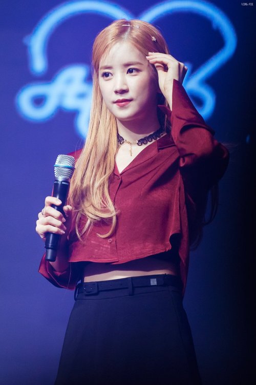 Chorong (A Pink) - &lsquo;Thank You 2016&rsquo; Concert Pics