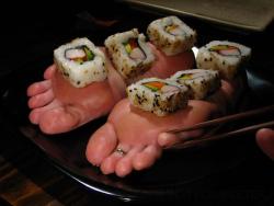 happyfetish:  Sushi? :) :D 