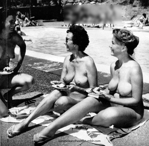 sunshineandhealth:  Strawberry Festival at Camp McConnville, early 1960’s. 