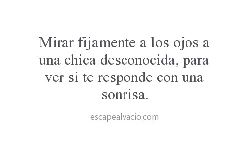 elefantesmoradoss:  porque solo chica:c yo miro a los abuelitos que me miran raro por ir toda feliz en metro sdgjkdsl y me sonríen de vuelta:c <3