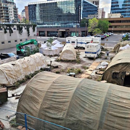  New photos from the set of The Last of Us in Calgary  jaimep007 | Instagram 