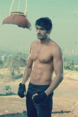 masculinum:  mrunl jain, male model and actor,