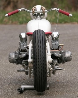 bobberinspiration:  BMW bobber 