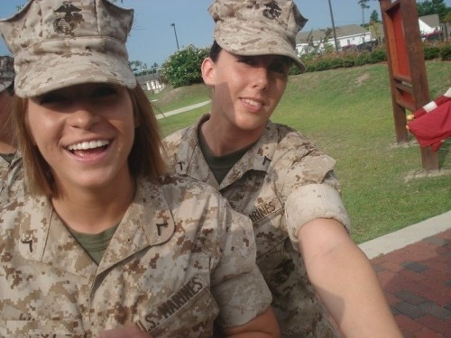 militarygirlswivesgirlfriends.tumblr.com/post/150144541202/
