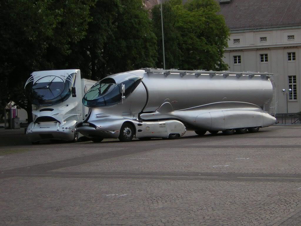 futuramobiles:2002 Colani Mercedes Benz Truck
