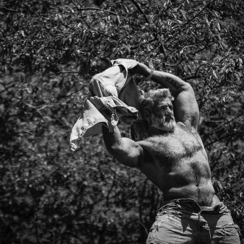 anthonyvarrecchia: Photo: @brunocreative #hoscos #mensphysique #menshealth #mensgrooming #menwithstyle #mensfitness (at New York, New York)