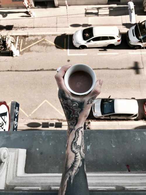 inkstaboy: Tbt today’s morning. 🌙