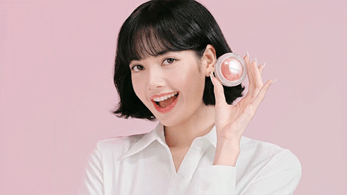 LETS GLOW PLAY! | MAC | Lalisa Manoban