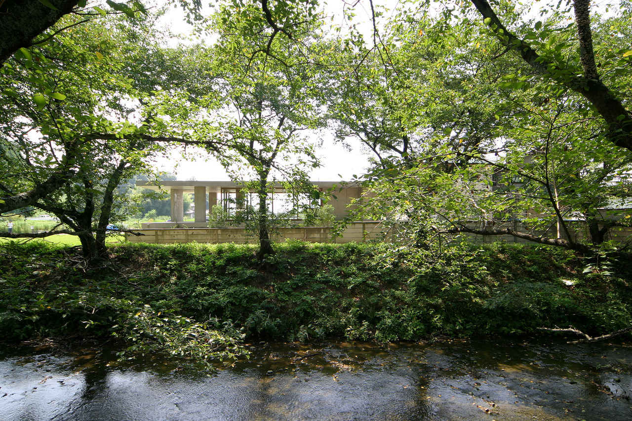 subtilitas:   Uno Tomoaki - Sakurakaido house, Inuyama 2004. 