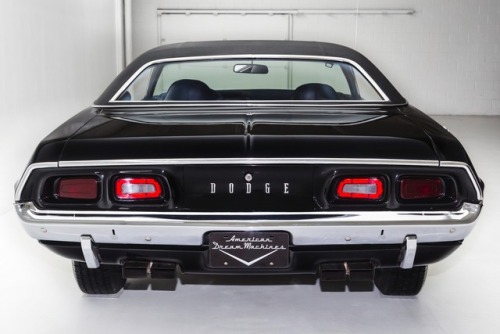 utwo:  1972-dodge-challenger© admcars