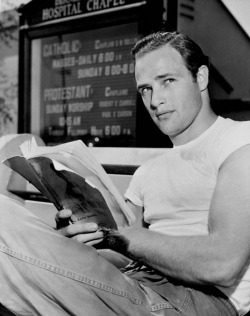 wehadfacesthen:  Marlon Brando during the filming of his first film The Men (Fred Zinneman, 1950) 