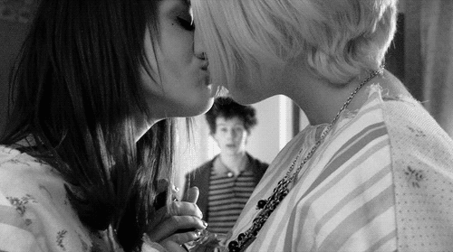 Sex Naomily  pictures