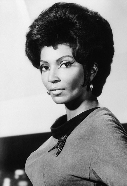 theblacksophisticate:  gradientlair:  Legendary Black women in film/television!Diahann