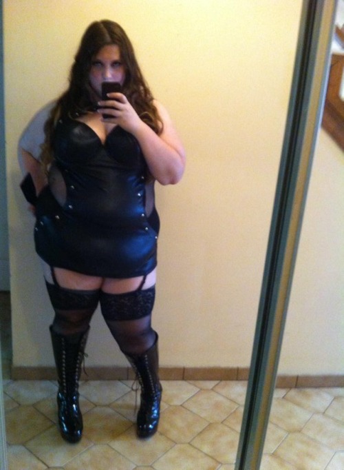 nikinkyguy - Kinky guy with submissive desires