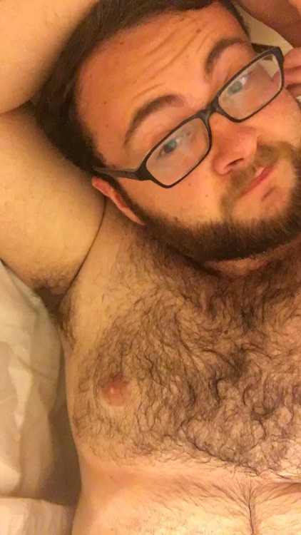 tylerandhisbeard:Bath time 🛁
