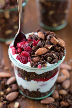 fullcravings:  Salted Caramel Almond Brownie Granola