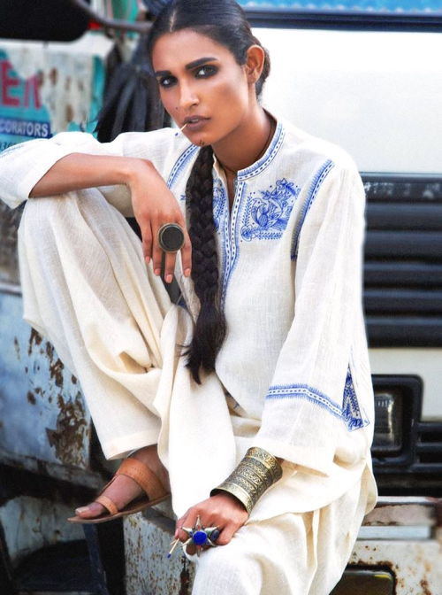highfashionpakistan:“The Murid is inspired by wanderers and travelers often gathered around the maza