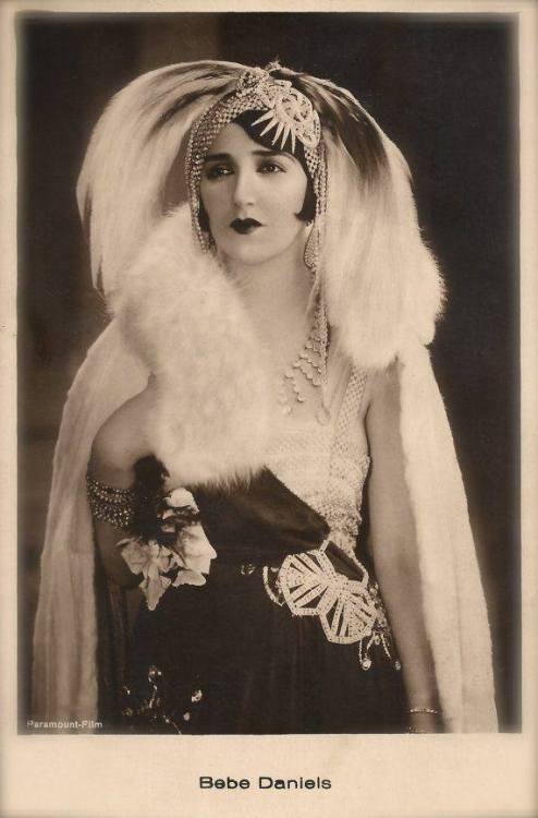 Bebe Daniels Nudes &Amp;Amp; Noises  