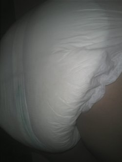 nappygirl01-blog:  My wet bottom after my