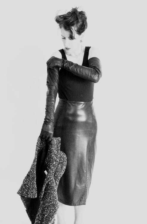 designerleather: Vintages 80s - Claude Montana leather skirt and gloves