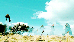 cinematographics-deactivated201:  GET TO KNOW ME MEME: [3/10] favorite movies → The