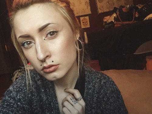 -miranda-ann:  💀