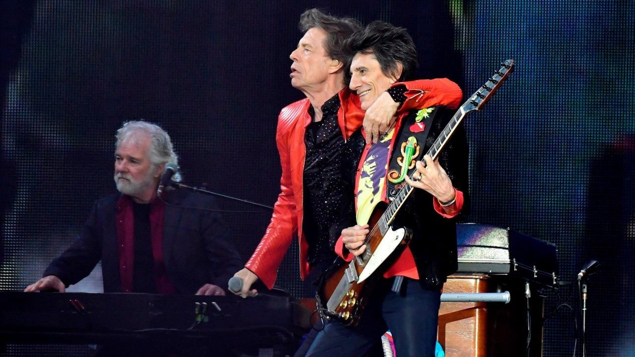 THE ROLLING STONES SIGUEN GIRANDO. En el marco de la gira “No Filter” que los lleva por distintas ciudades europeas, la banda británica de rock The Rolling Stones se presenta en el Olympiastadion en Berlín, Alemania, con localidades agotadas....